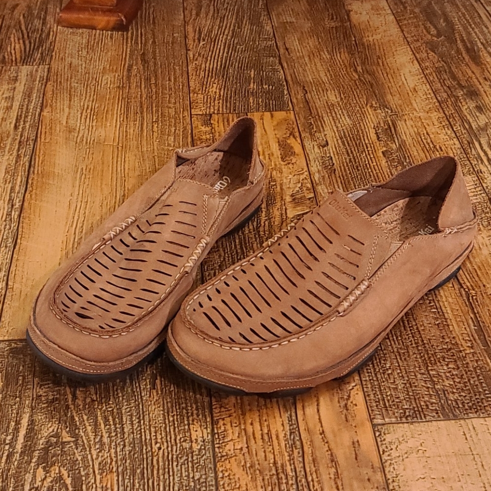Men's Olukai Shoes